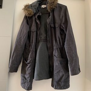 Gray Light Jacket with Fur Hood